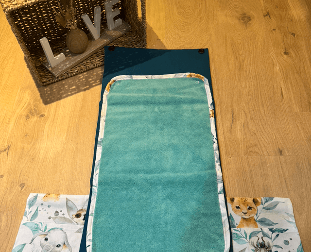 Matelas à langer nomade animaux savane bleu