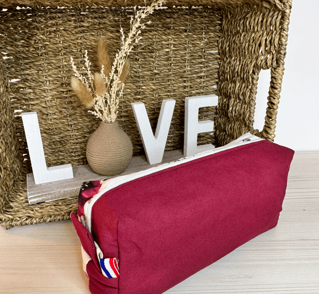 Trousse lapin fleury